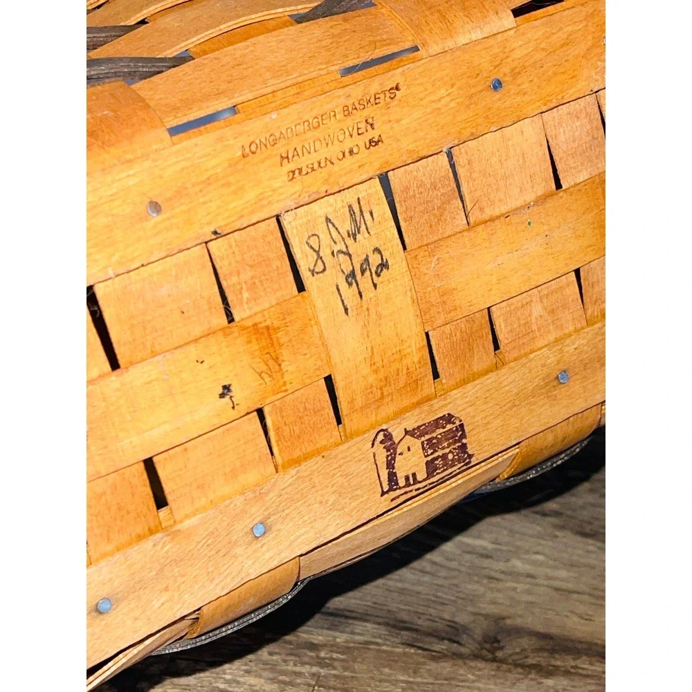 LONGABERGER 1992 Harvest Gathering Basket w/ Single Handle Signed & Dated Vtg